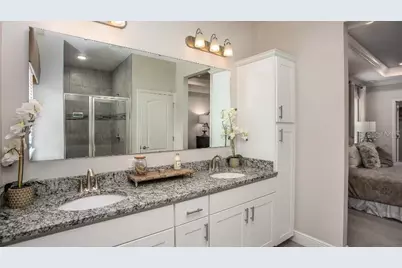 425 W Seminole Drive, Venice, FL 34293 - Photo 16