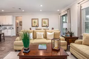 425 W Seminole Dr, Venice, FL 34293 - Photo 12