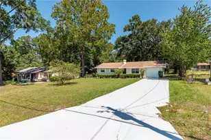 3961 NE 22nd Ave, Ocala, FL 34479 - Photo 2