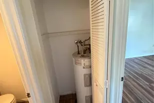 8013 Picketts Ct, Spring Hill, FL 34613 - Photo 12