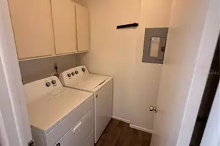 8013 Picketts Ct, Spring Hill, FL 34613 - Photo 6