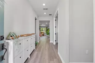 2761 Top Hl Ct, Minneola, FL 34715 - Photo 2