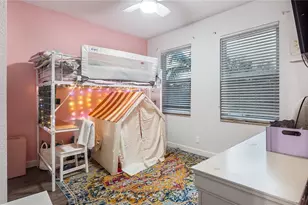 556 Cresta Cir, West Palm Beach, FL 33413 - Photo 38