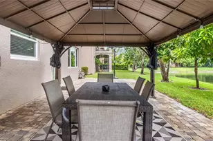 556 Cresta Cir, West Palm Beach, FL 33413 - Photo 50