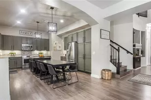 556 Cresta Cir, West Palm Beach, FL 33413 - Photo 18