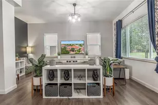 556 Cresta Cir, West Palm Beach, FL 33413 - Photo 14