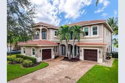 556 Cresta Circle, West Palm Beach, FL 33413 - Photo 2