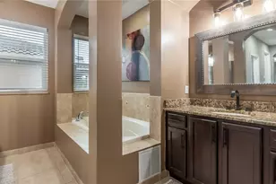 556 Cresta Cir, West Palm Beach, FL 33413 - Photo 34