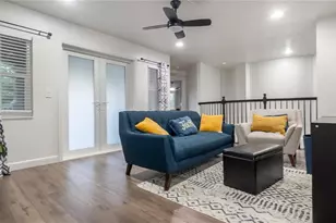 556 Cresta Cir, West Palm Beach, FL 33413 - Photo 22