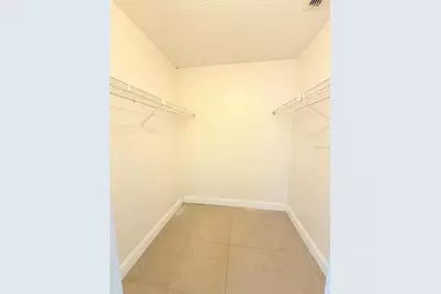 5226 Via Hacienda Circle #A215, Orlando, FL 32839 - Photo 10