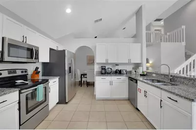 4310 Bayside Drive, Kissimmee, FL 34746 - Photo 4