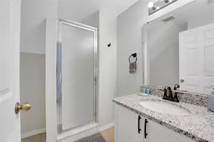 4310 Bayside Dr, Kissimmee, FL 34746 - Photo 18