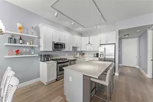 150 E Robinson St, Orlando, FL 32801 - Photo 4