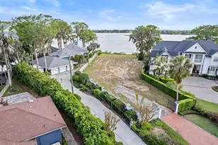 125 Whitecaps Cir, Maitland, FL 32751 - Photo 1