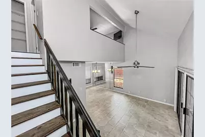 5530 SW 8th Place, Gainesville, FL 32607 - Photo 4