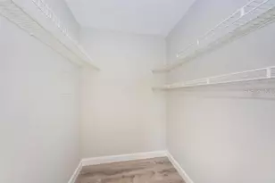 10200 Gandy Blvd N, Saint Petersburg, FL 33702 - Photo 6