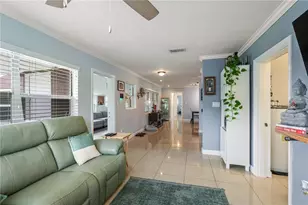 2211 Beatrice Dr, Orlando, FL 32810 - Photo 4