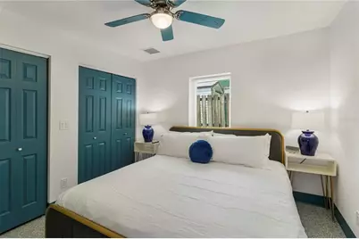 802 SE 7th Avenue, Gainesville, FL 32601 - Photo 18