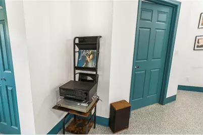 802 SE 7th Avenue, Gainesville, FL 32601 - Photo 16