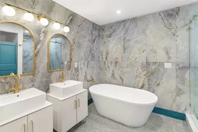 802 SE 7th Avenue, Gainesville, FL 32601 - Photo 10