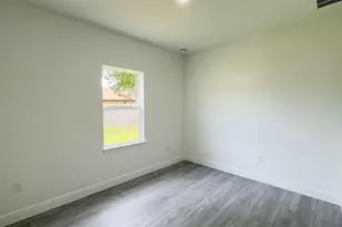 9848 N Cortlandt Dr, Citrus Springs, FL 34434 - Photo 6