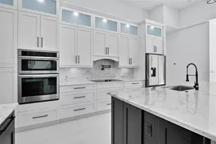 2107 NW 2nd Pl, Cape Coral, FL 33993 - Photo 14