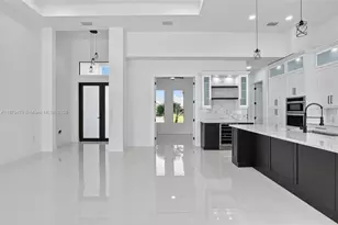 2107 NW 2nd Pl, Cape Coral, FL 33993 - Photo 8