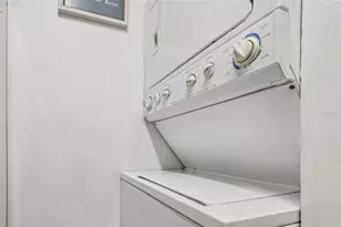 10148 Twin Lakes Dr, Coral Springs, FL 33071 - Photo 18