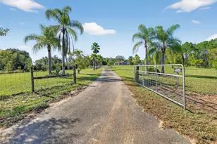 14520 Lost Lake Rd, Clermont, FL 34711 - Photo 2