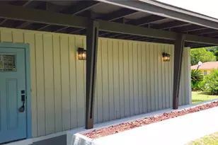 126 E Cypress Ave, Howey in the Hills, FL 34737 - Photo 6