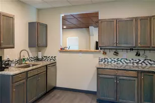 5812 Flori Ln, Orlando, FL 32808 - Photo 8