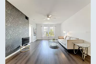 5548 Metrowest Boulevard #209, Orlando, FL 32811 - Photo 6