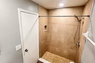 1184 Calanda Ave, Orlando, FL 32807 - Photo 24