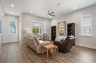 113 W Grant St, Orlando, FL 32806 - Photo 6