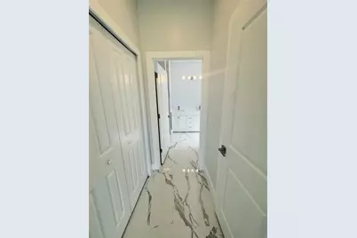 454 Mercedes Court, Lehigh Acres, FL 33972 - Photo 32