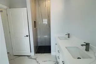 454 Mercedes Ct, Lehigh Acres, FL 33972 - Photo 34