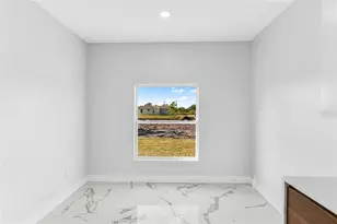 454 Mercedes Ct, Lehigh Acres, FL 33972 - Photo 14