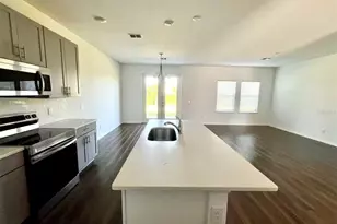 2114 Derwent Dr, Davenport, FL 33896 - Photo 4