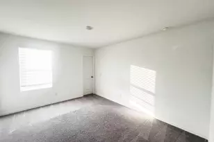 2114 Derwent Dr, Davenport, FL 33896 - Photo 12