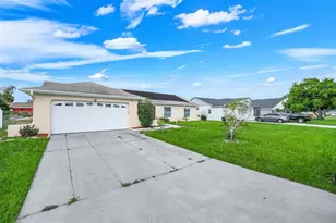 461 Boxwood Ct, Kissimmee, FL 34743 - Photo 2
