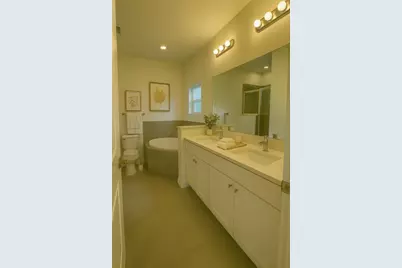 2033 10th Avenue, Deland, FL 32724 - Photo 8