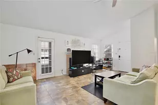 4200 Thornbriar Ln, Orlando, FL 32822 - Photo 4