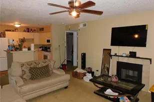 345 Lakepointe Dr, Altamonte Springs, FL 32701 - Photo 4