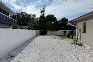 2204 78th St W, Bradenton, FL 34209 - Photo 26