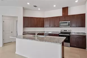 3323 Canberra Pl, Palmetto, FL 34221 - Photo 2