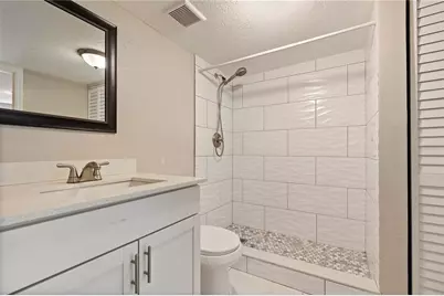 2708 N Mitchell Avenue, Tampa, FL 33602 - Photo 32