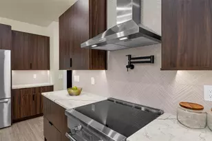 1910 Cloverlawn Ave, Orlando, FL 32806 - Photo 22