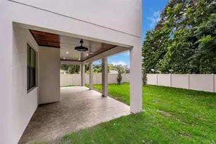 1910 Cloverlawn Ave, Orlando, FL 32806 - Photo 12