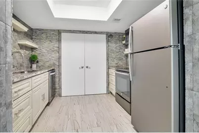 202 Crown Oaks Way #201, Longwood, FL 32779 - Photo 4