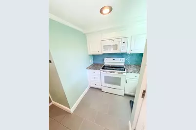 33 N Hampton Avenue, Orlando, FL 32803 - Photo 4